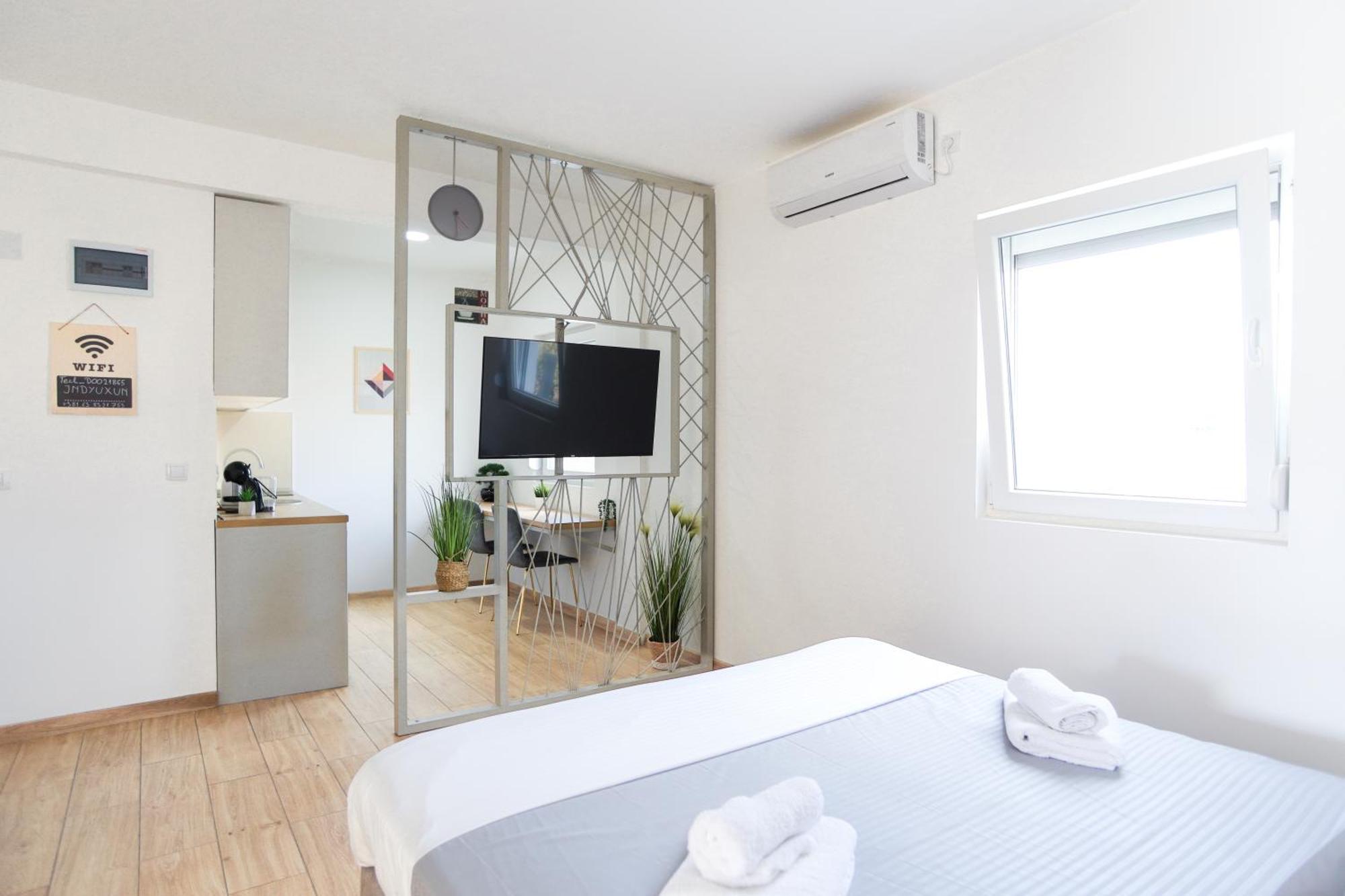 Airport Stay Apartments Surcin Ngoại thất bức ảnh